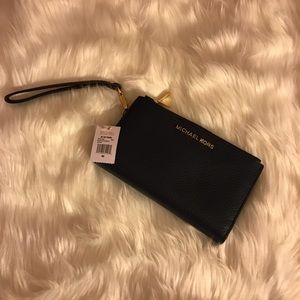 Michael Kors Jet Set Travel Wallet in Blue
